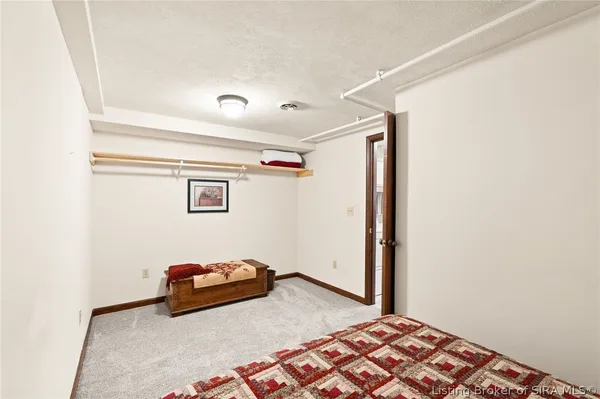 $849,900 | 925 West Oakwood Lane, Paoli, IN 47454