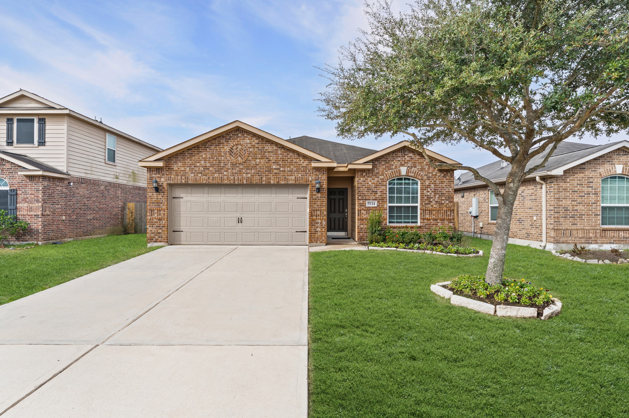 5114 Harbor Palm Drive Rosenberg, TX 77469 - Photo 2 of 34
