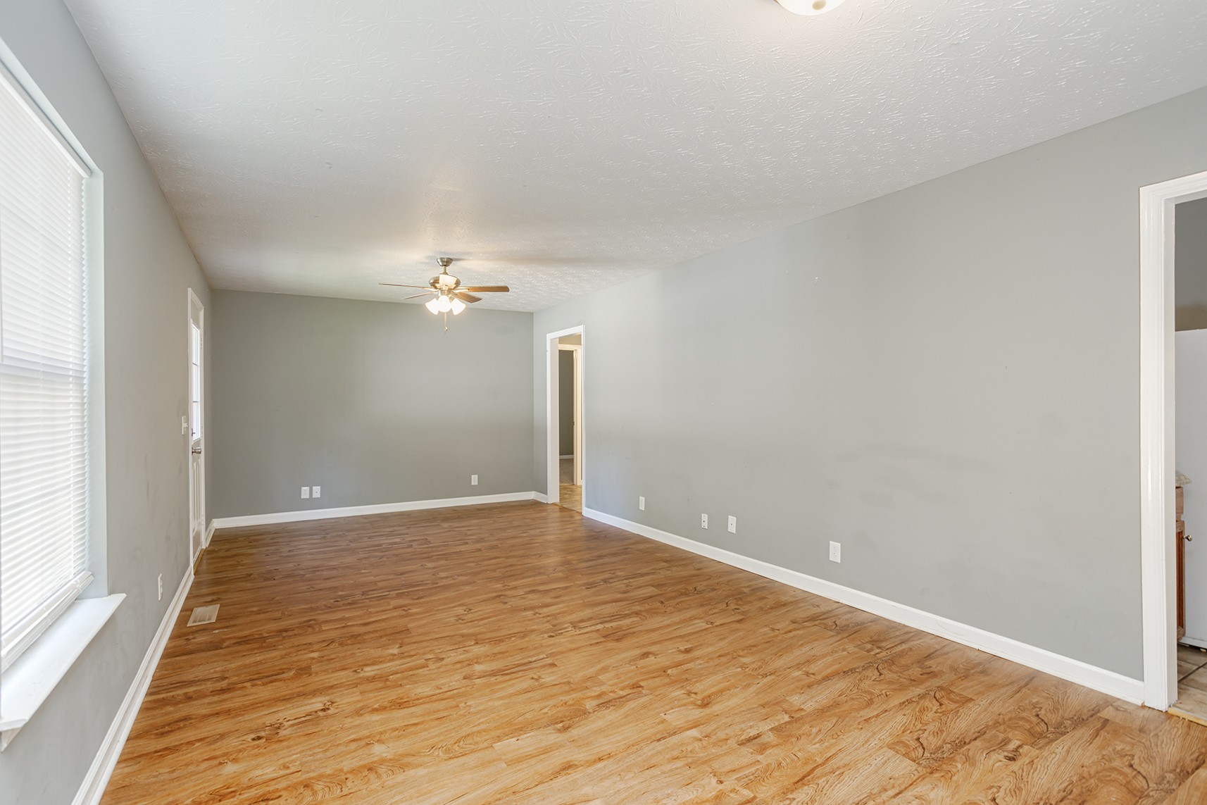 302 Durrett Street Springfield, TN 37172 - Photo 4 of 10 Gallery Image 4