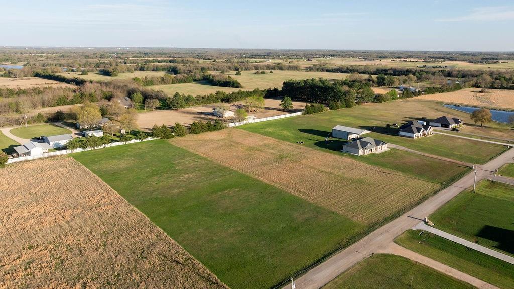 33082 Sumner Tx 75486 Sumner, TX 75486 - Photo 26 of 26 an aerial view of a houses