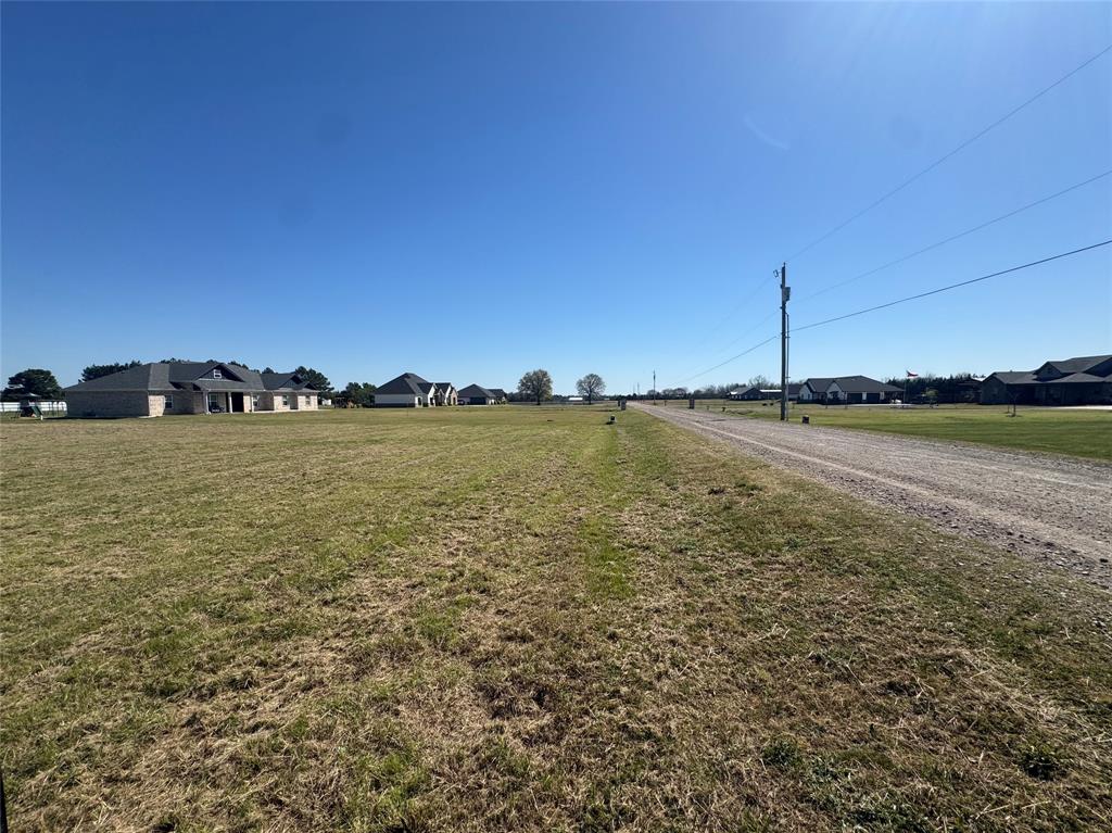 33082 Sumner Tx 75486 Sumner, TX 75486 - Photo 7 of 26 a view of a ocean view