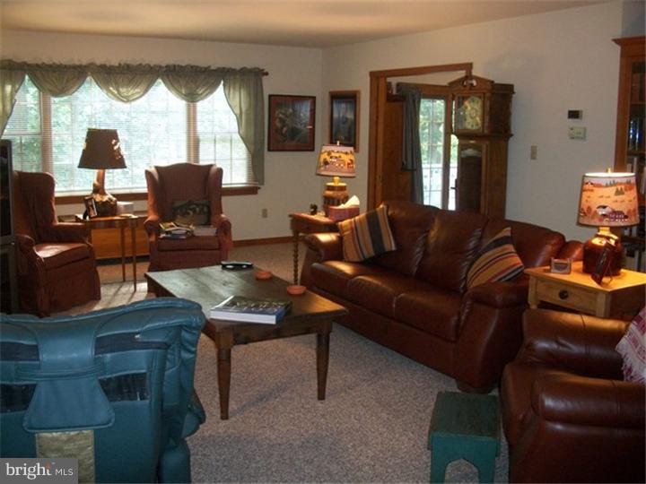 777 Gouglersville Road Sinking Spring, PA 19608 - Photo 4 of 25 Living Room