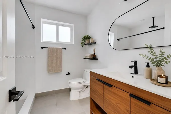 $7,250 | 341 Aledo Avenue, Coral Gables, FL 33134