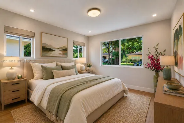 $7,250 | 341 Aledo Avenue, Coral Gables, FL 33134