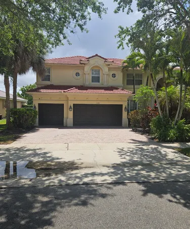 $1,298,800 | 13382 Lakepointe Circle, Cooper City, FL 33330