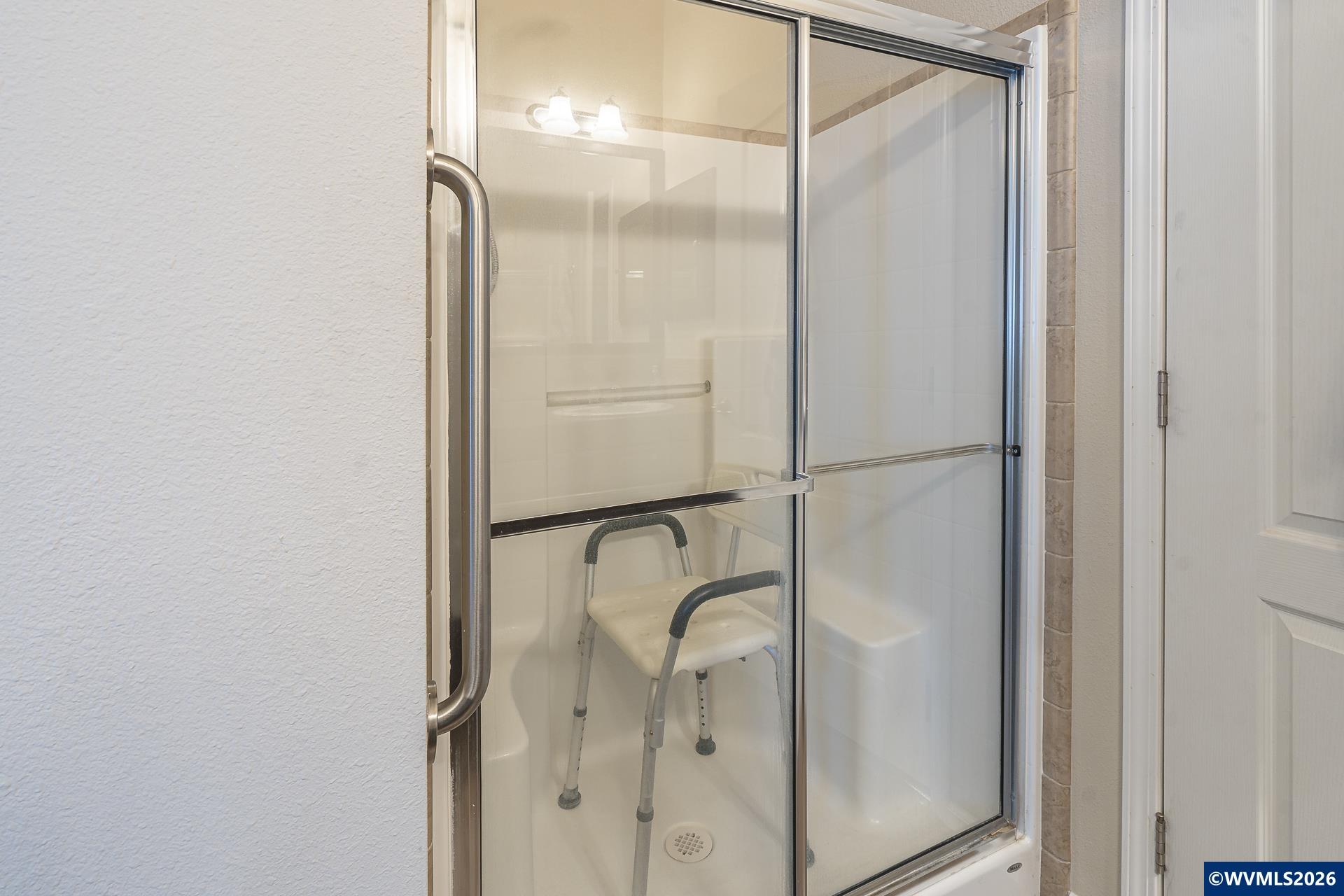 5422 Portland Road Northeast, Unit 130 Salem, OR 97305 - Photo 29 of 36