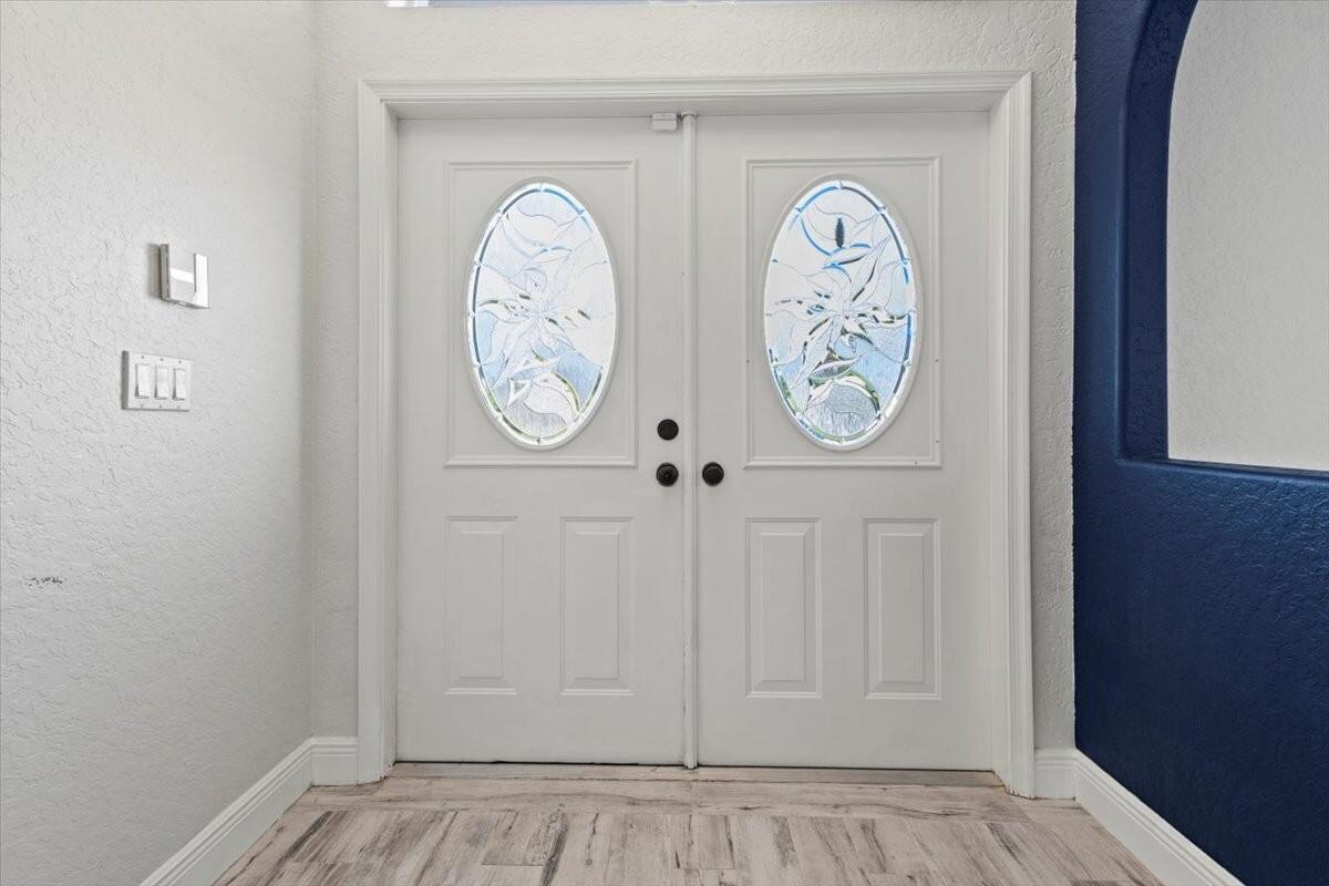 515 Southeast Cliff Road Port St. Lucie, FL 34984 - Photo 25 of 70 515-SE-Cliff-Rd-0009