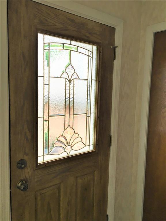 657 Canyon Road Indianapolis, IN 46217 - Photo 3 of 34 Gallery Image 3
