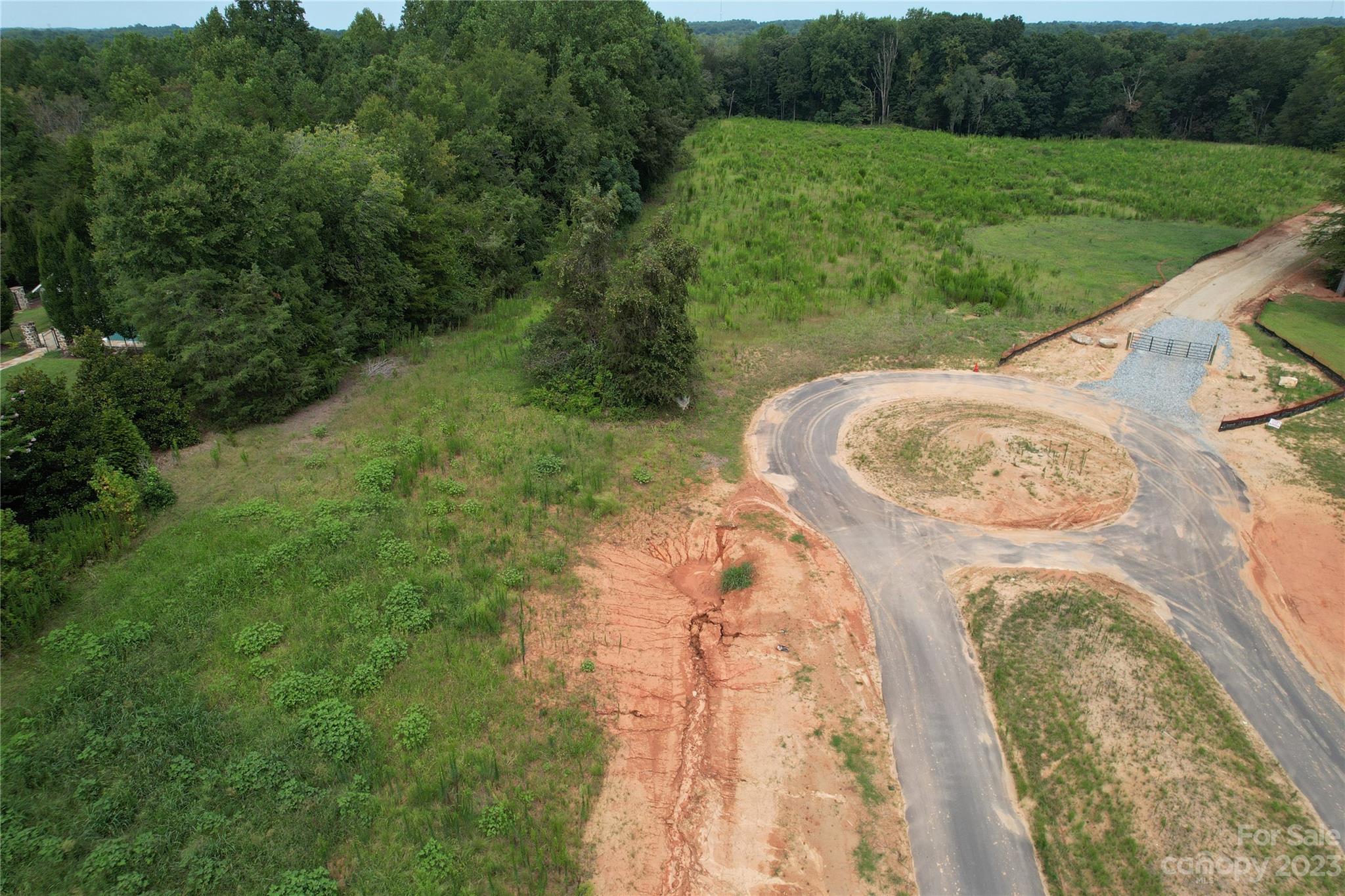 15025 June Washam Road Davidson, NC 28036 - Photo 9 of 10 Gallery Image 9