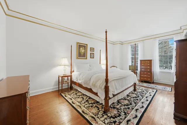 $1,025,000 | 232 East Walton Place, Unit 3E, Chicago, IL 60611