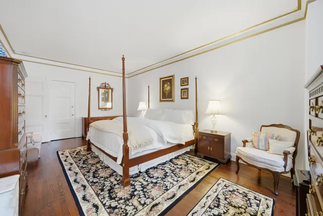 $1,025,000 | 232 East Walton Place, Unit 3E, Chicago, IL 60611