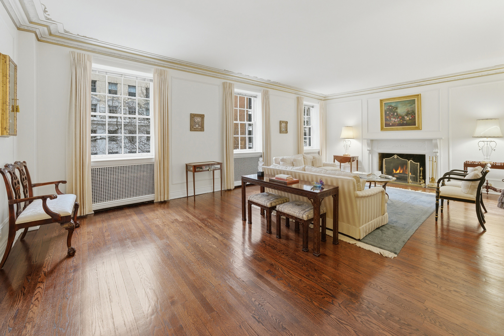 232 East Walton Place, Unit 3E Chicago, IL 60611 - Photo 4 of 36 a living room with furniture and a wooden floor