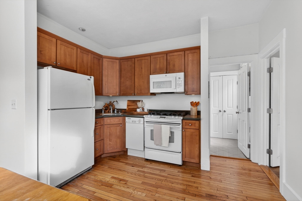 118 High Street, Unit 9 Boston, MA 02129 - Photo 10 of 22