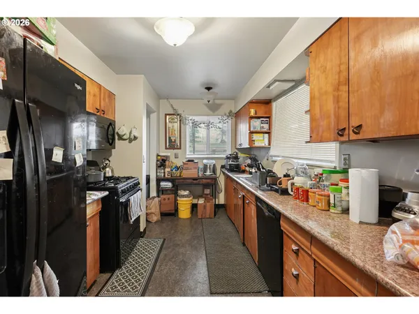 $599,900 | 501 Southeast 157th Avenue, Portland, OR 97233