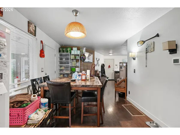 $599,900 | 501 Southeast 157th Avenue, Portland, OR 97233