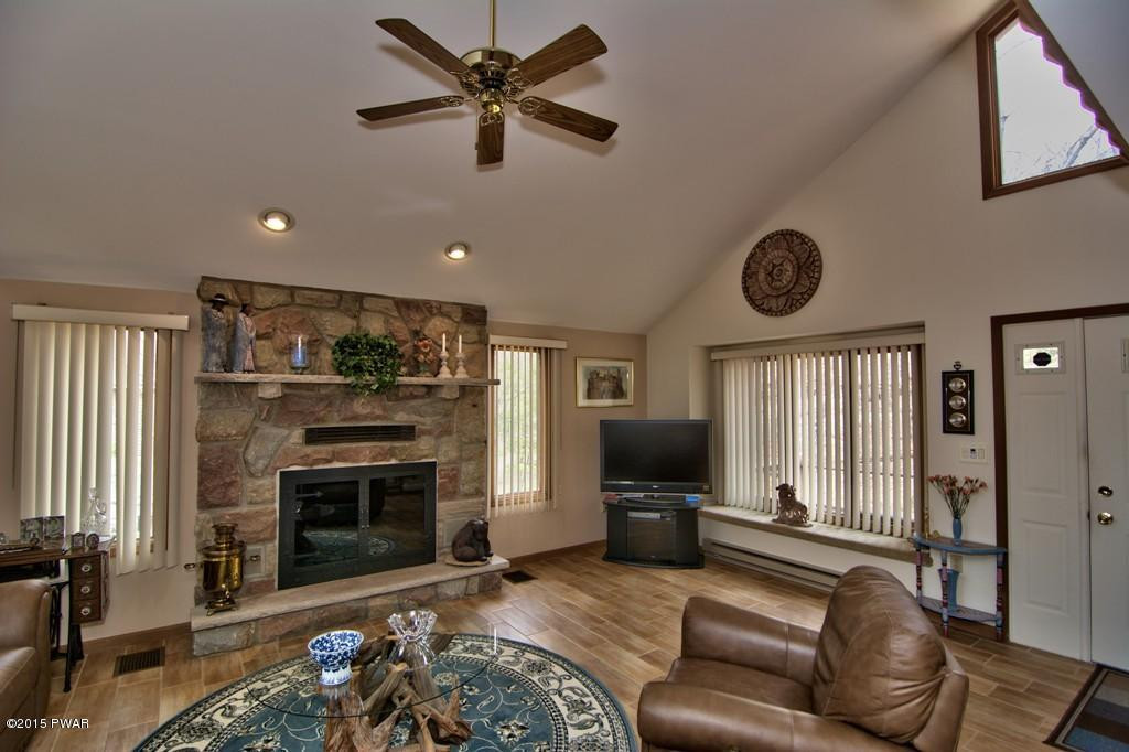 3225 Northgate Road Lake Ariel, PA 18436 - Photo 5 of 37 Gallery Image 5