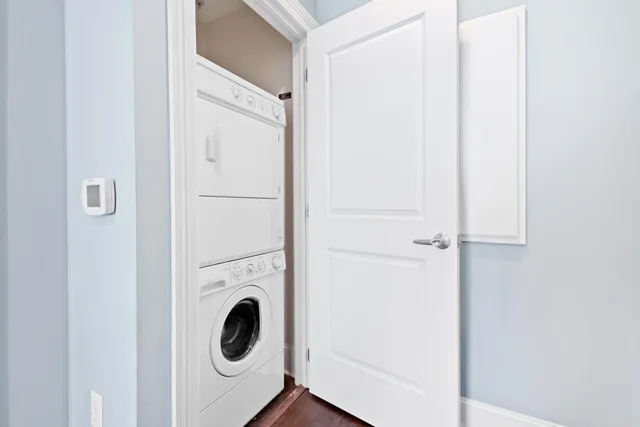 $1,600 | 400 West North Street, Unit 1214, Raleigh, NC 27603