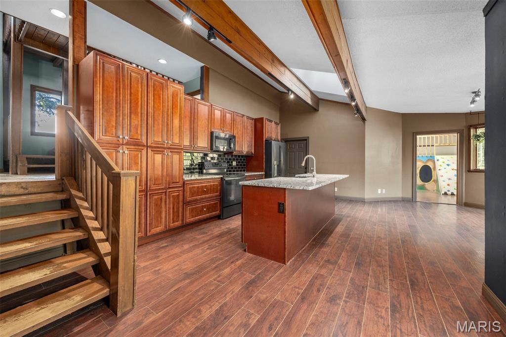 1700 Birdie Hills Road St. Peters, MO 63376 - Photo 13 of 34