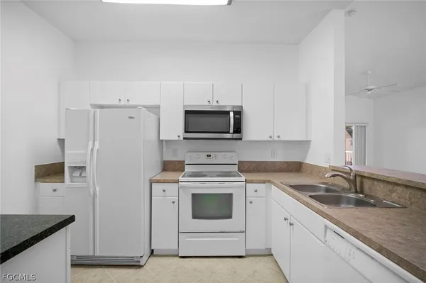 $1,350 | 4241 Bellasol Circle, Unit 1924, Fort Myers, FL 33916