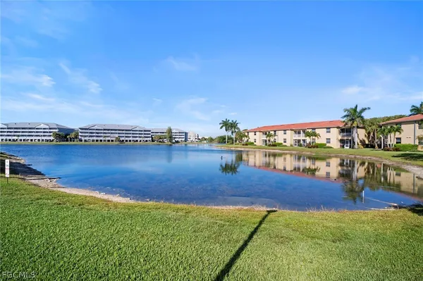 $1,350 | 4241 Bellasol Circle, Unit 1924, Fort Myers, FL 33916