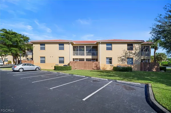 $1,350 | 4241 Bellasol Circle, Unit 1924, Fort Myers, FL 33916