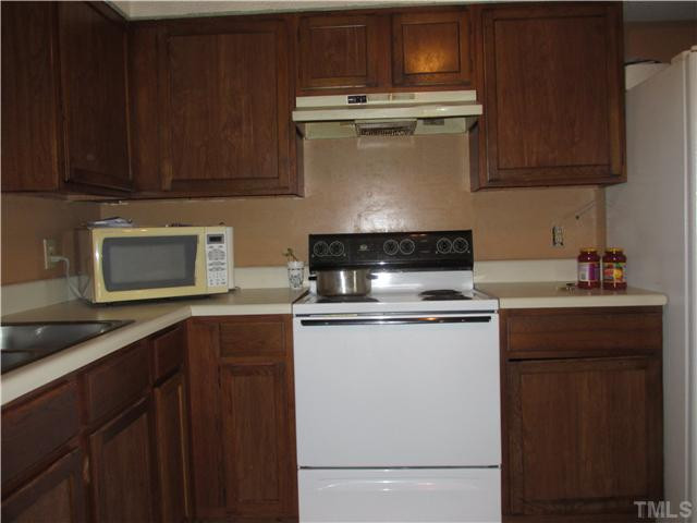5502 Bringle Court Raleigh, NC 27610 - Photo 2 of 8 Photo 2