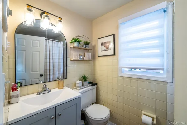 $899,000 | 24 5th Avenue, New Rochelle, NY 10801