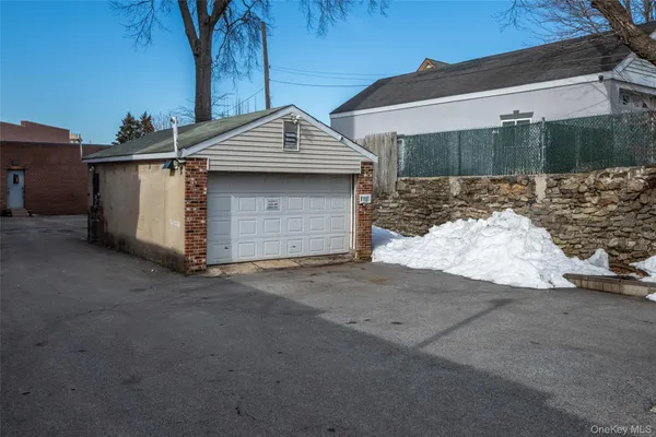 $899,000 | 24 5th Avenue, New Rochelle, NY 10801