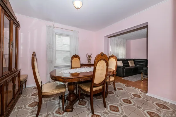 $899,000 | 24 5th Avenue, New Rochelle, NY 10801