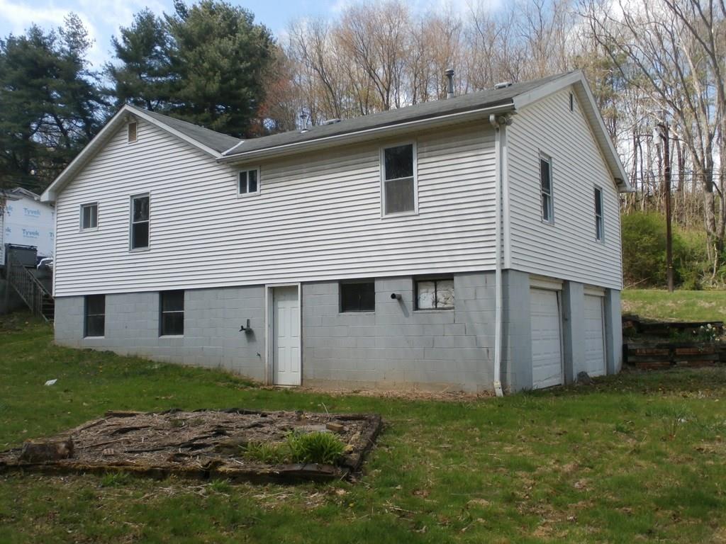 268 Big Knob Road, Unit B Rochester, PA 15074 - Photo 20 of 21