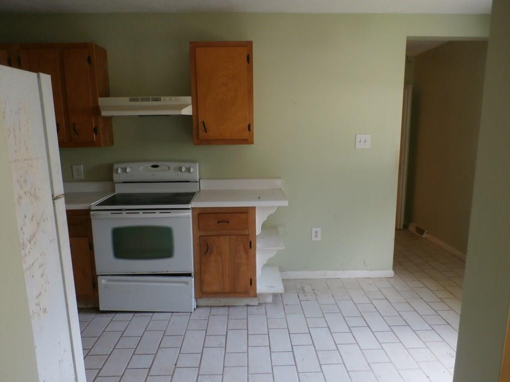 268 Big Knob Road, Unit B Rochester, PA 15074 - Photo 4 of 21