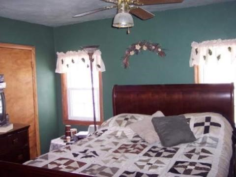 13331 East North Adams Road Addison, MI 49220 - Photo 6 of 10 917146-5.JPG