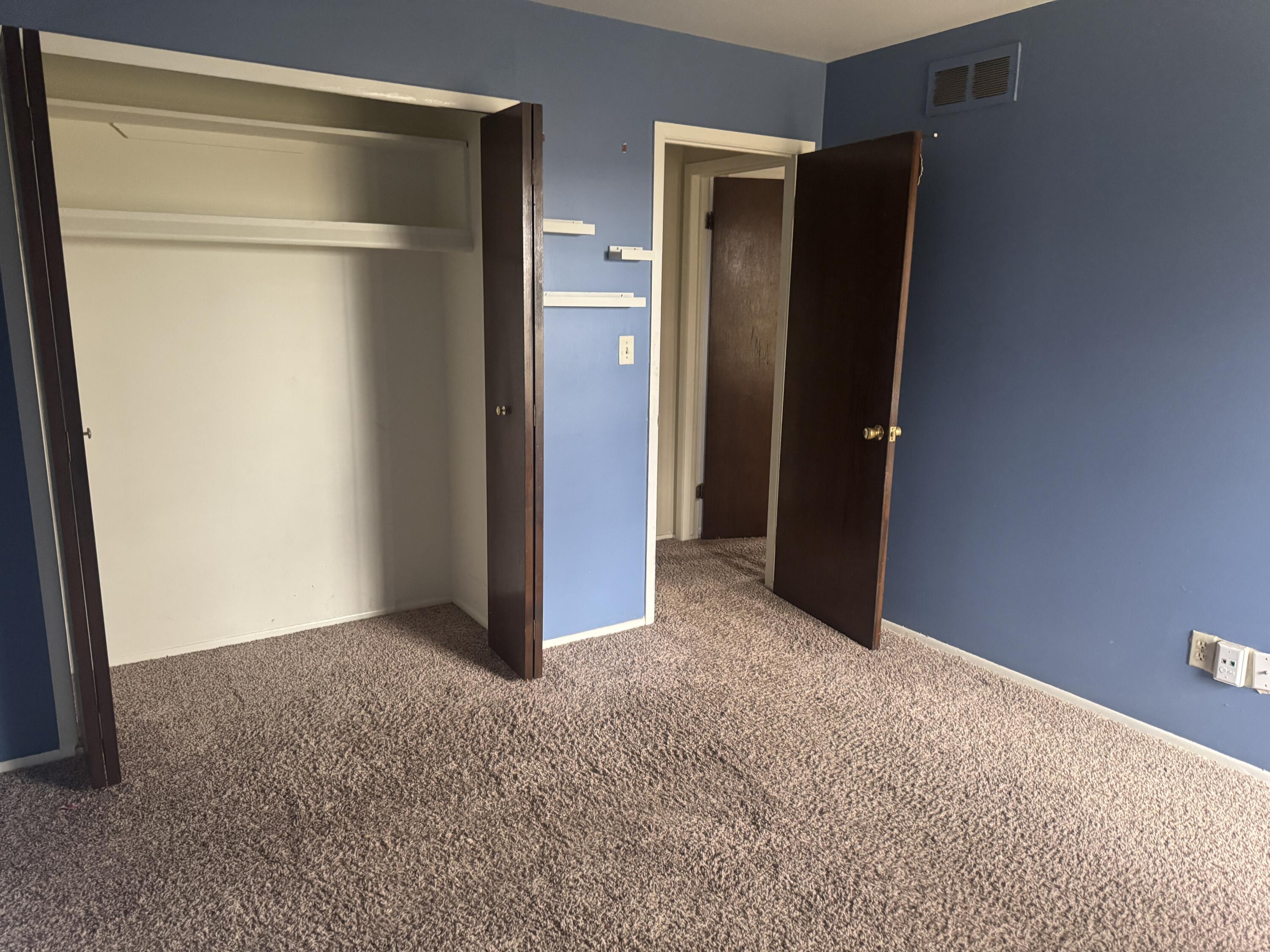 19601 West 12 Mile Road, Unit 202 Southfield, MI 48076 - Photo 8 of 12 IMG_1220