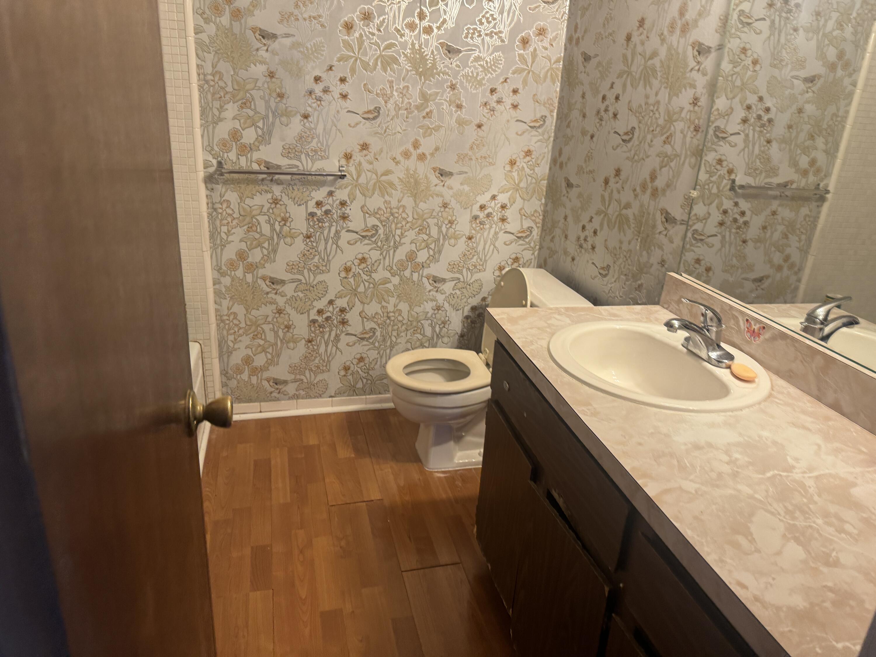 19601 West 12 Mile Road, Unit 202 Southfield, MI 48076 - Photo 10 of 12 IMG_1223