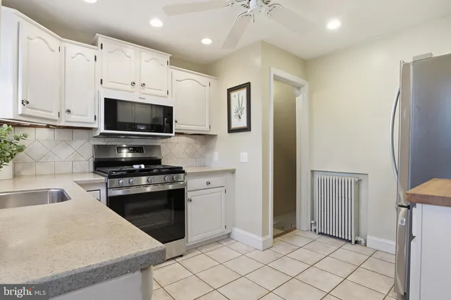 $300,000 | 357 Old Garden Lane, York, PA 17403