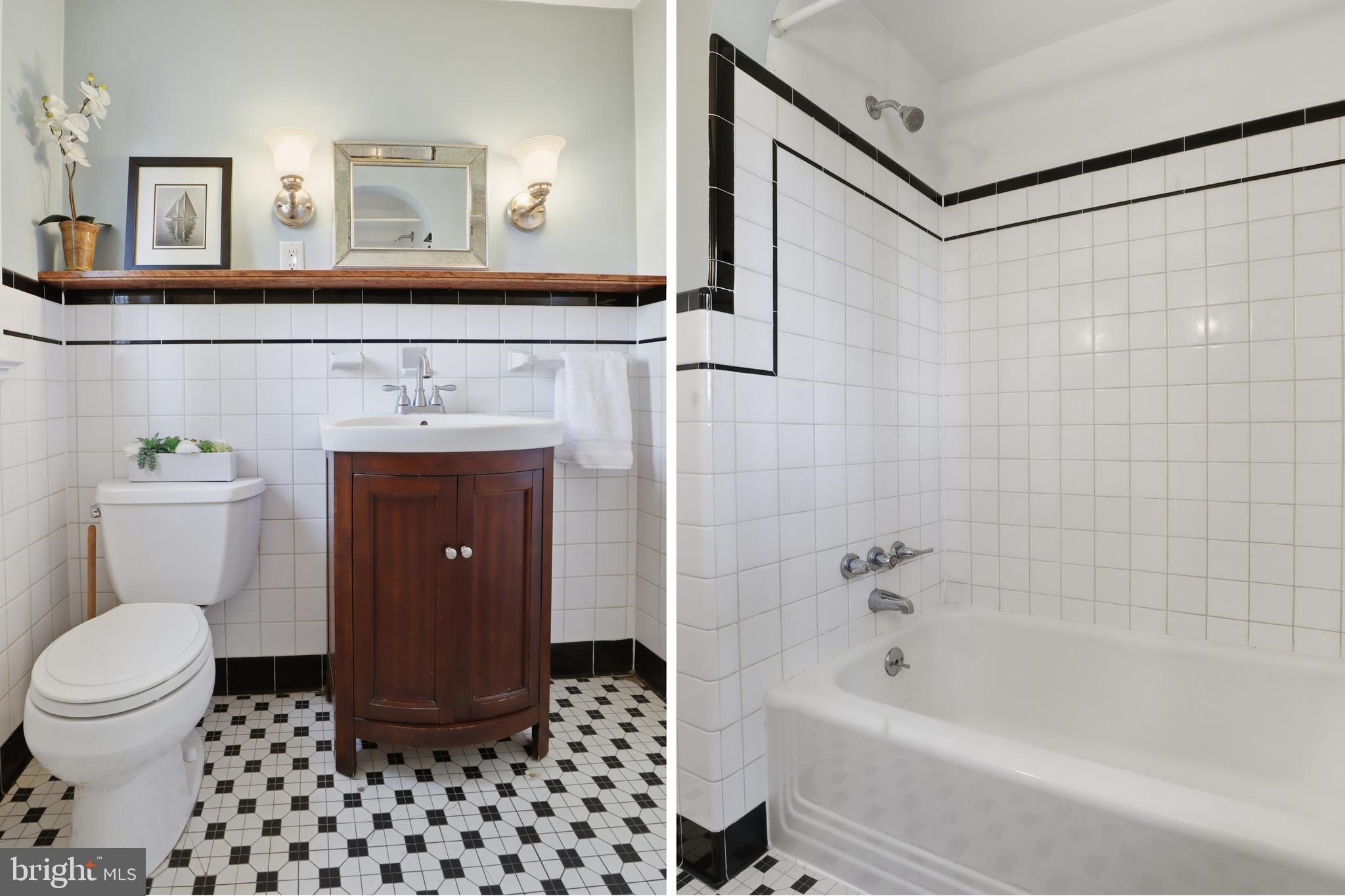 357 Old Garden Lane York, PA 17403 - Photo 27 of 62 a bathroom with a toilet a sink and a bathtub