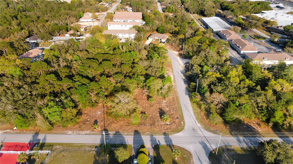 7361 Pond Circle Spring Hill, FL 34606 - Photo 5 of 10