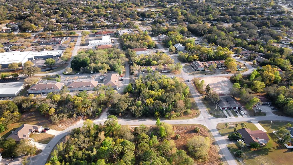 7361 Pond Circle Spring Hill, FL 34606 - Photo 8 of 10