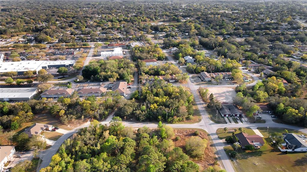 7361 Pond Circle Spring Hill, FL 34606 - Photo 9 of 10