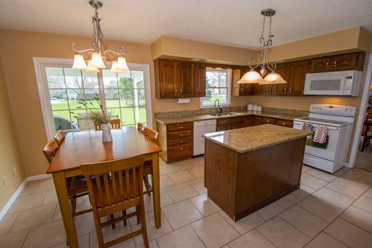 15536 Hunting Ridge Trail Granger, IN 46530 - Photo 11 of 35 Gallery Image 11