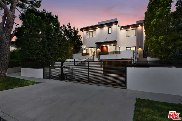 $3,998,000 | 4223 Costello Avenue, Sherman Oaks, CA 91423