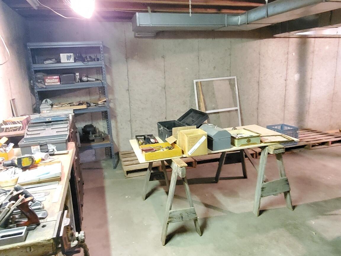 92 Huff Road Cornville, ME 04976 - Photo 44 of 121 workshop area in other half