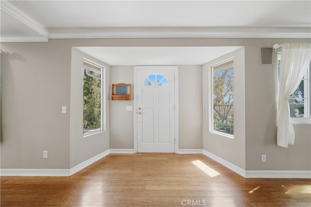 717 Porter Street Fallbrook, CA 92028 - Photo 6 of 55