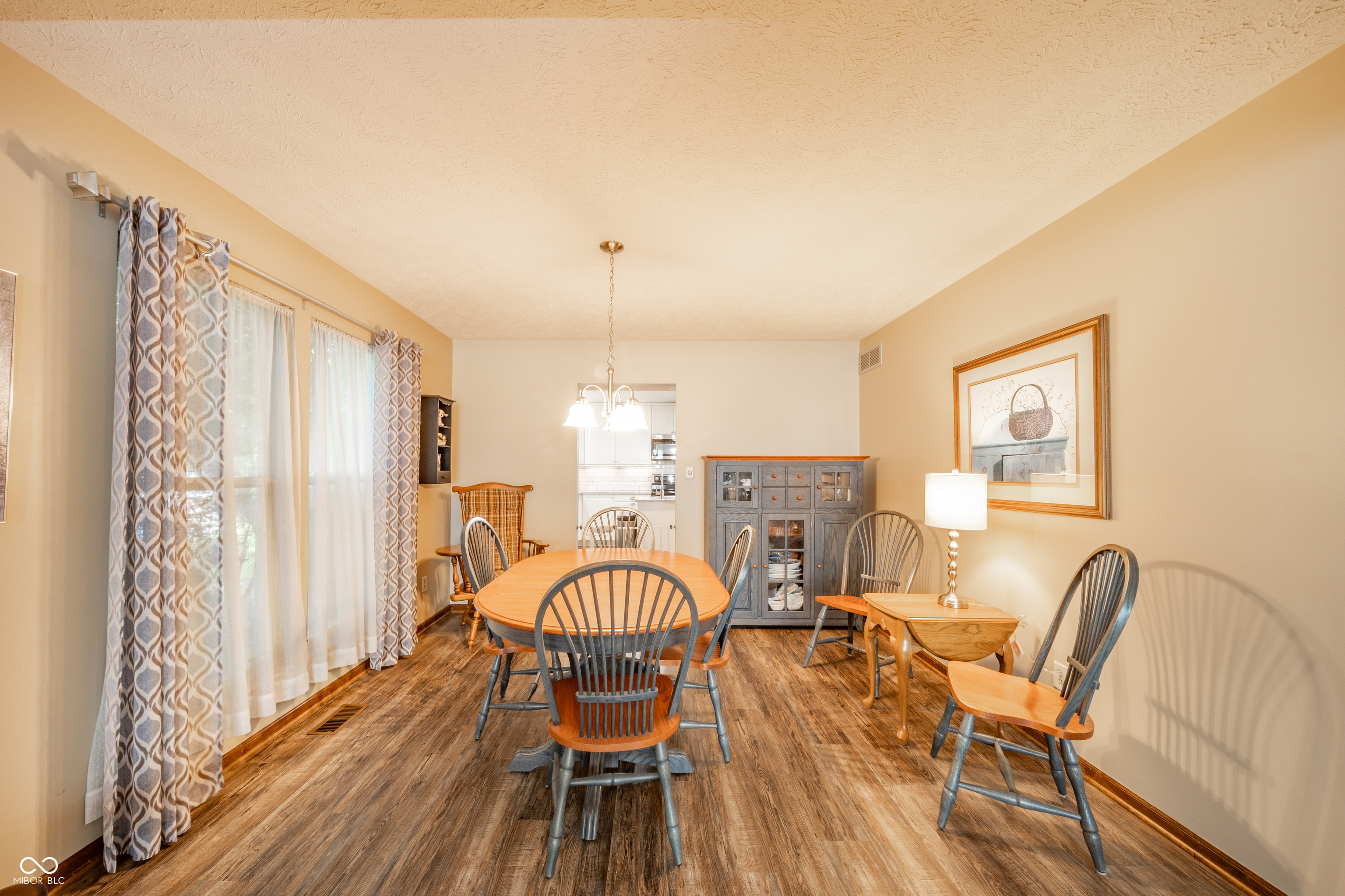 8540 Castle Ridge Lane Indianapolis, IN 46256 - Photo 11 of 47
