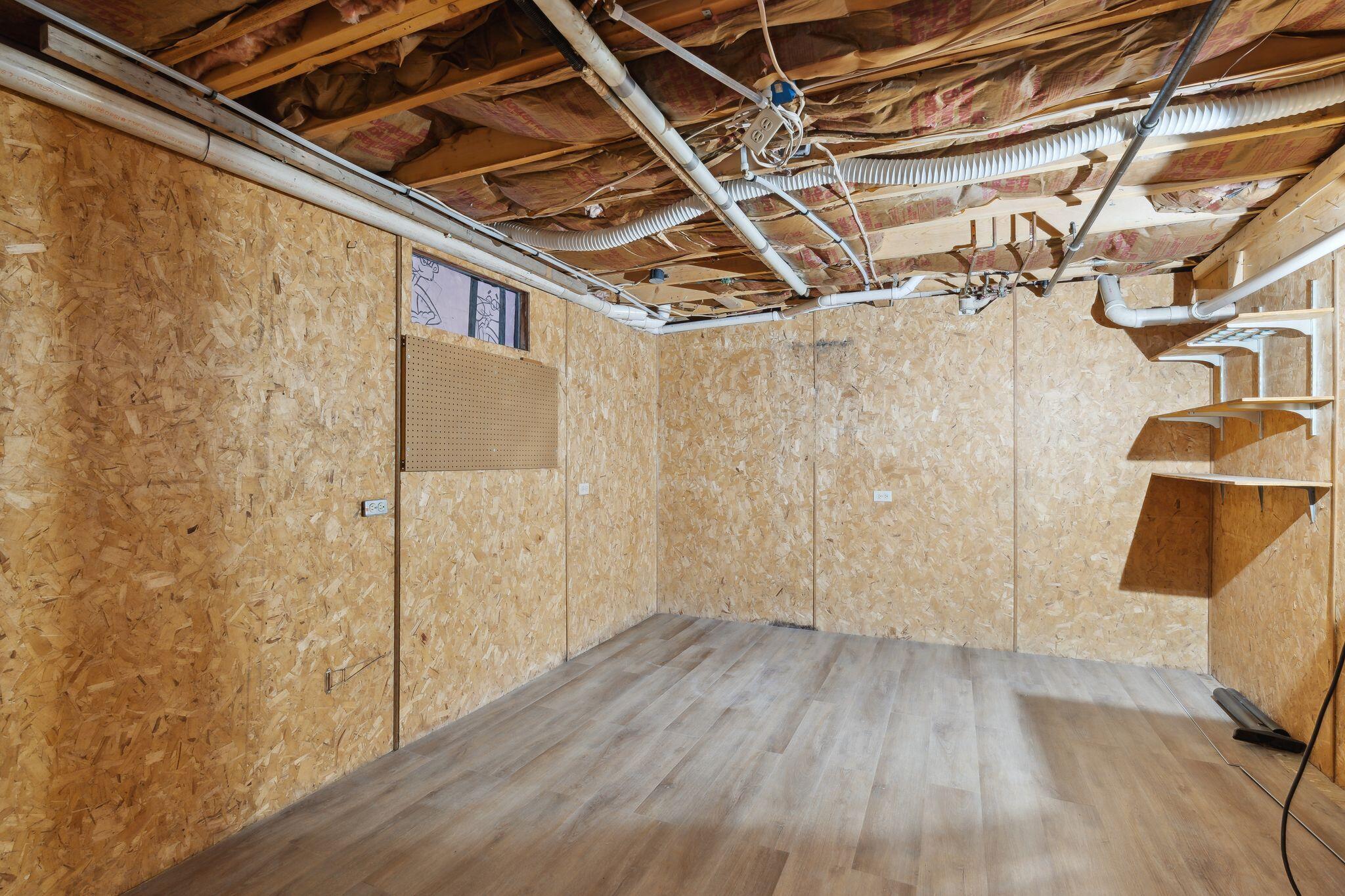 91 Weeks Road Gorham, ME 04038 - Photo 28 of 42 Basement Workshop