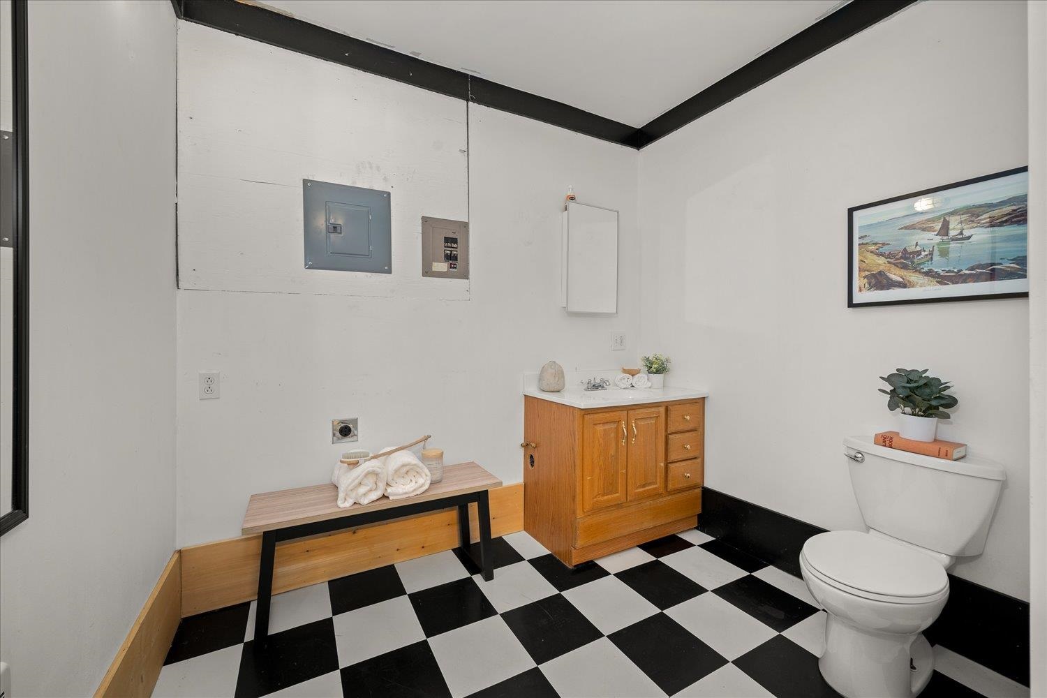 512 West 6th Street Cheney, WA 99004 - Photo 17 of 27 Gallery Image 17
