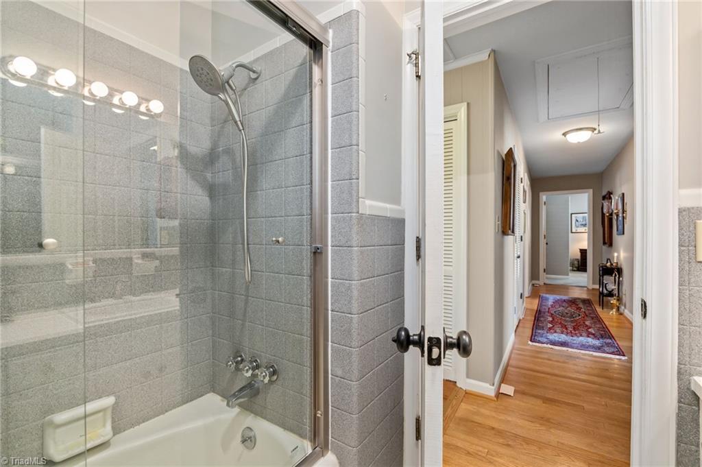 709 Overbrook Drive High Point, NC 27262 - Photo 13 of 42