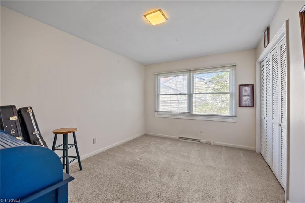 709 Overbrook Drive High Point, NC 27262 - Photo 16 of 42