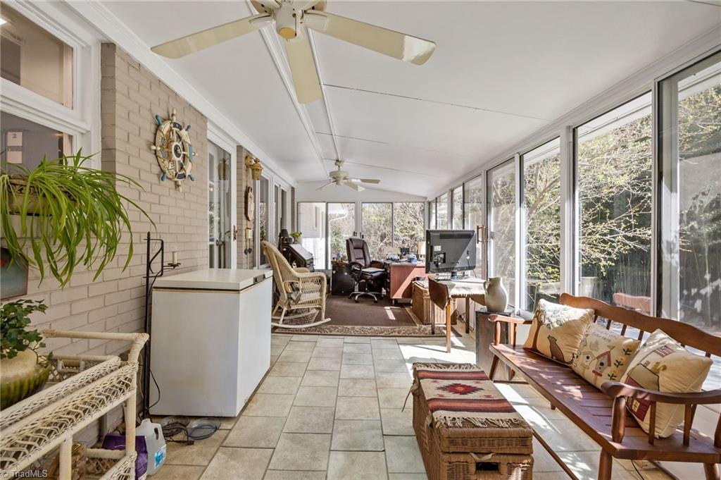 709 Overbrook Drive High Point, NC 27262 - Photo 23 of 42