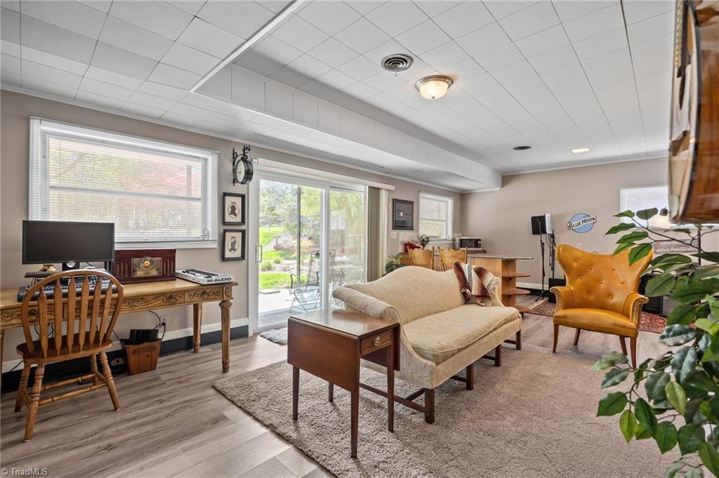 709 Overbrook Drive High Point, NC 27262 - Photo 27 of 42